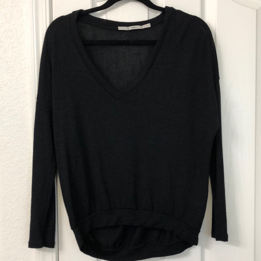 Gibson Winged Vneck Sweater Black Size small